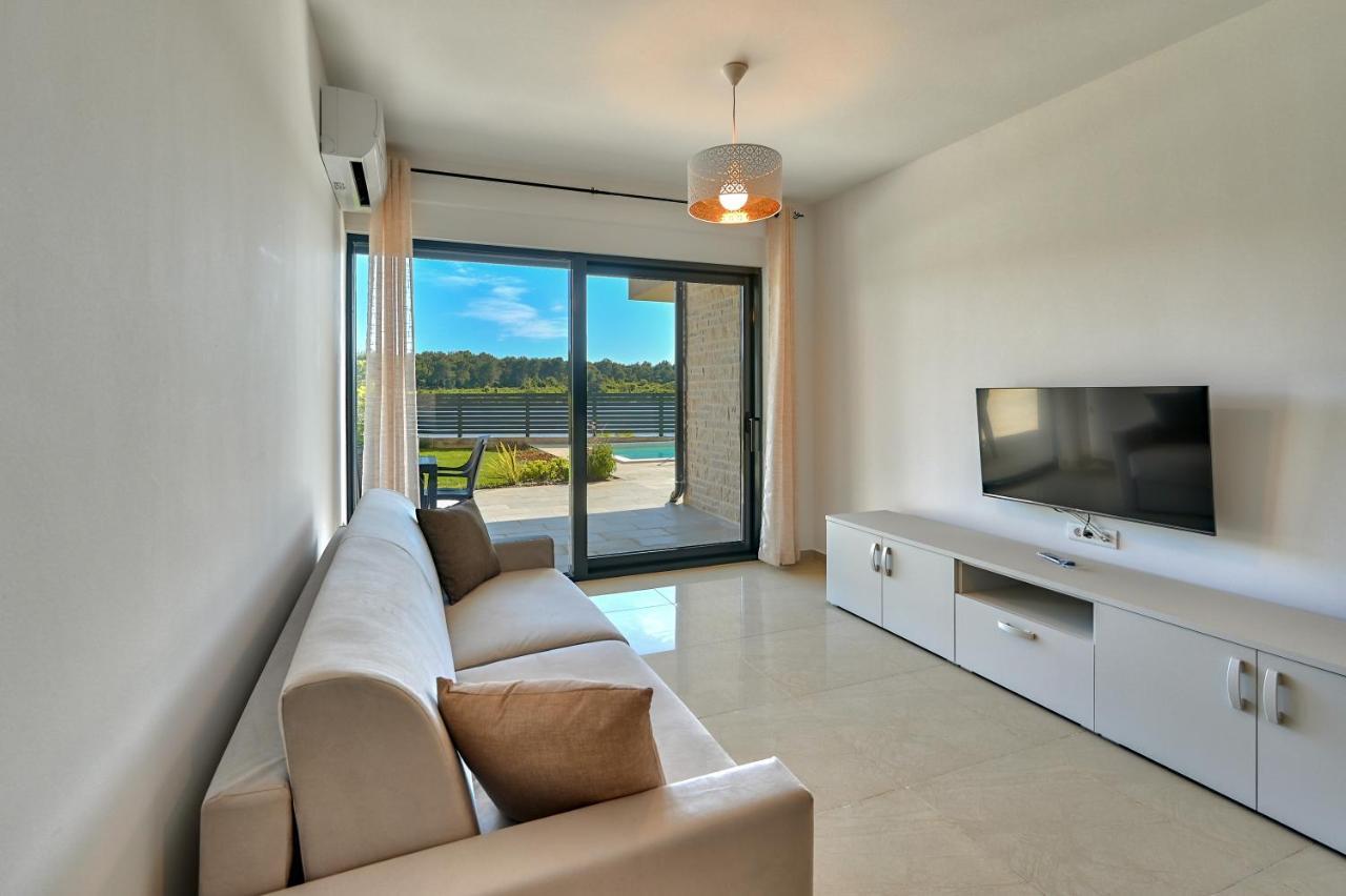 Gold Apartment Medulin Exterior photo